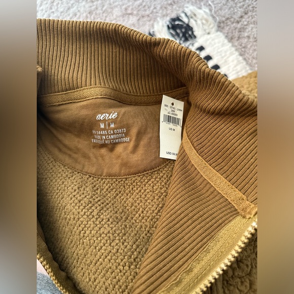 NWT! Aerie Dream Sherpa Quarter Zip Sweatshirt color brown size M - Picture 7 of 7